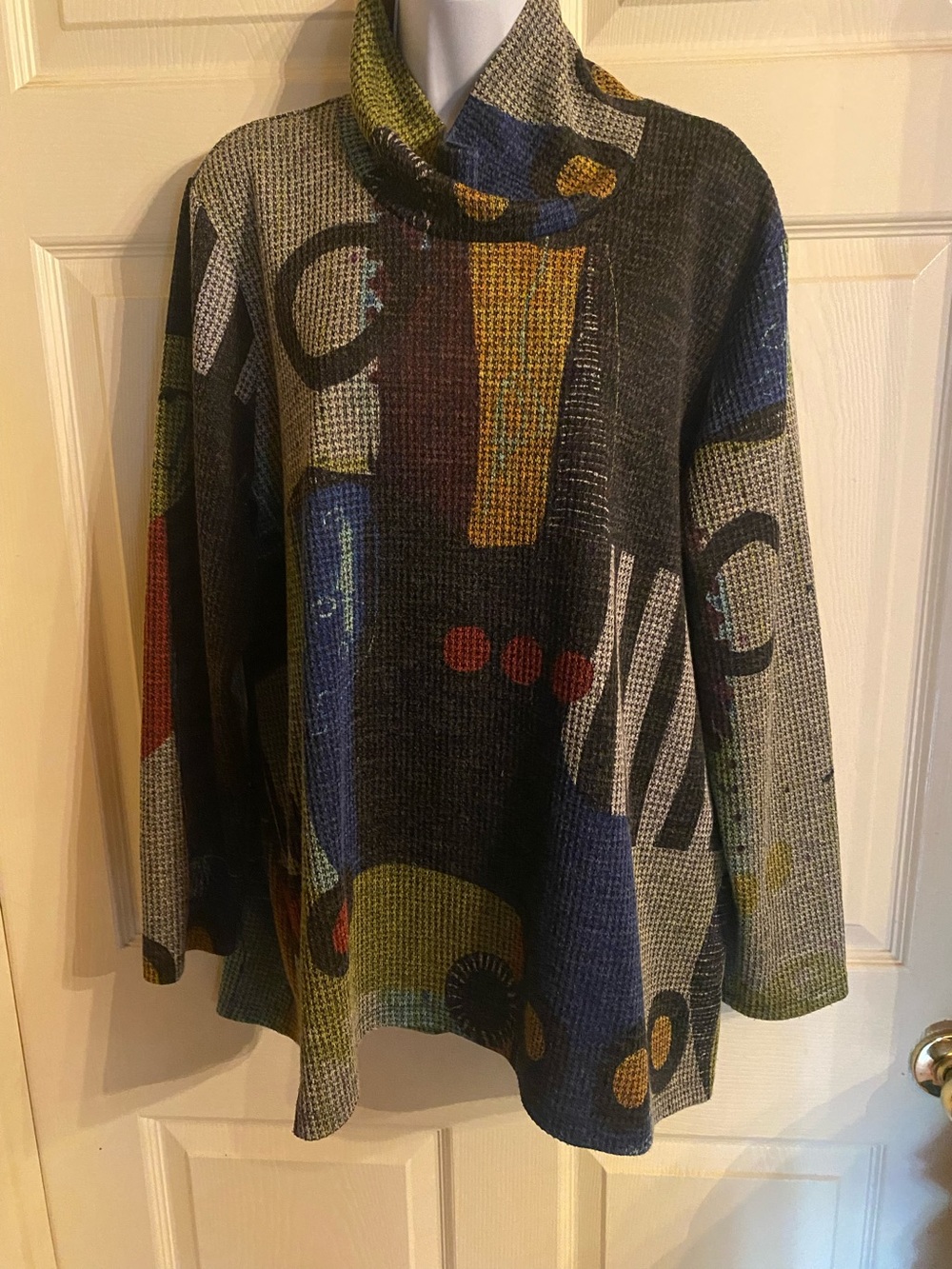 Women’s Abstract Print Turtleneck tunic - Multicolor
